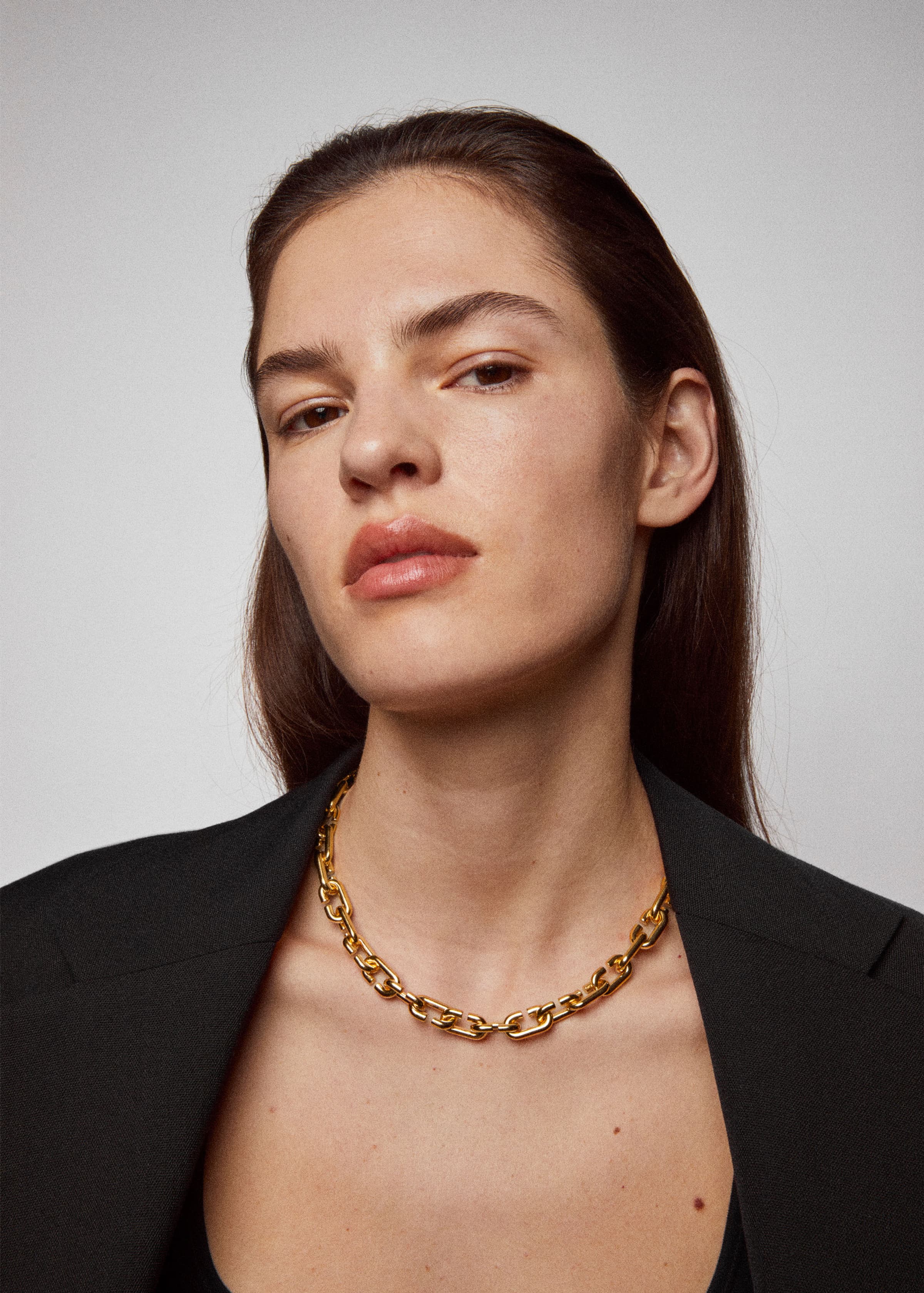C necklace thick