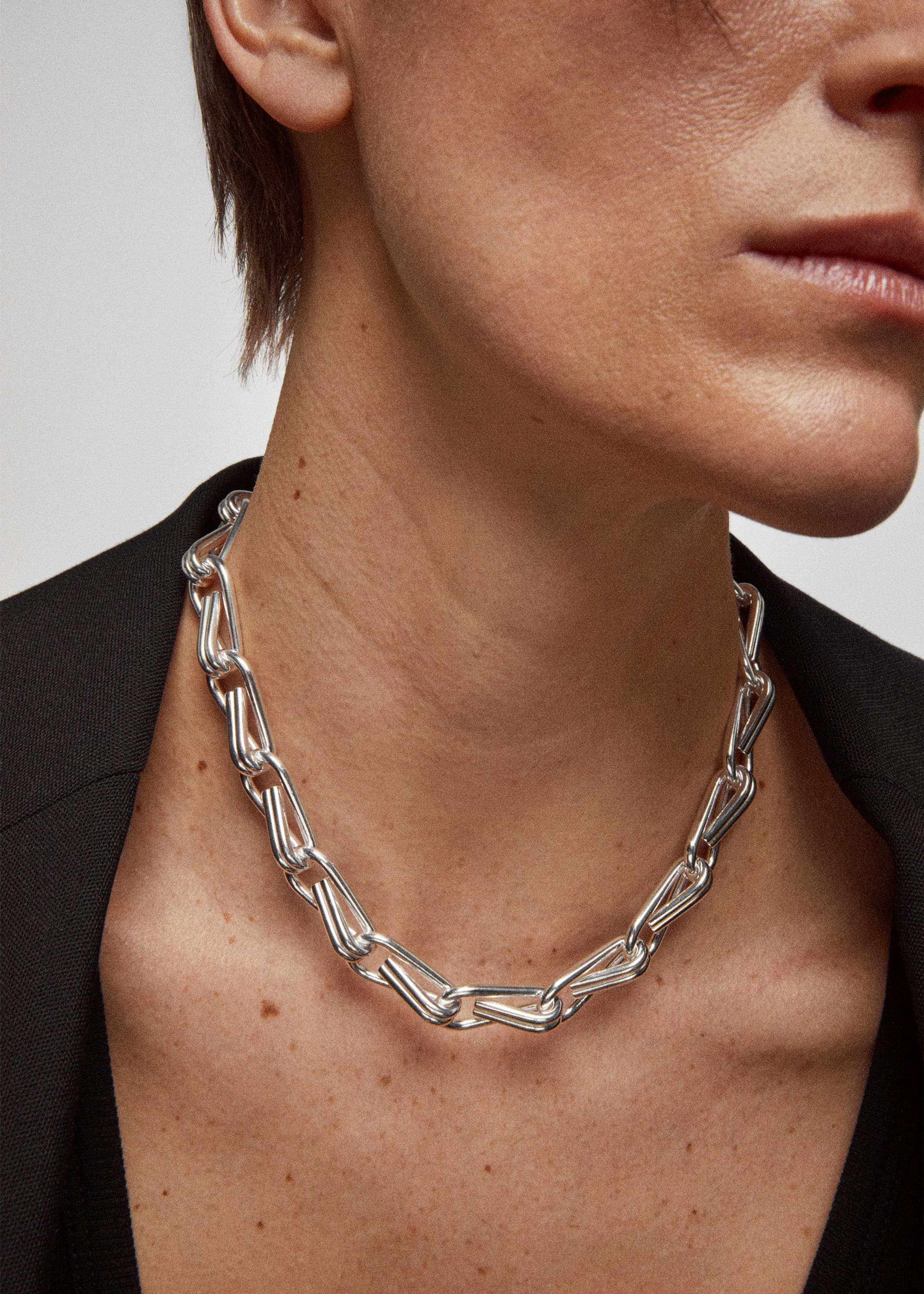 Clip necklace