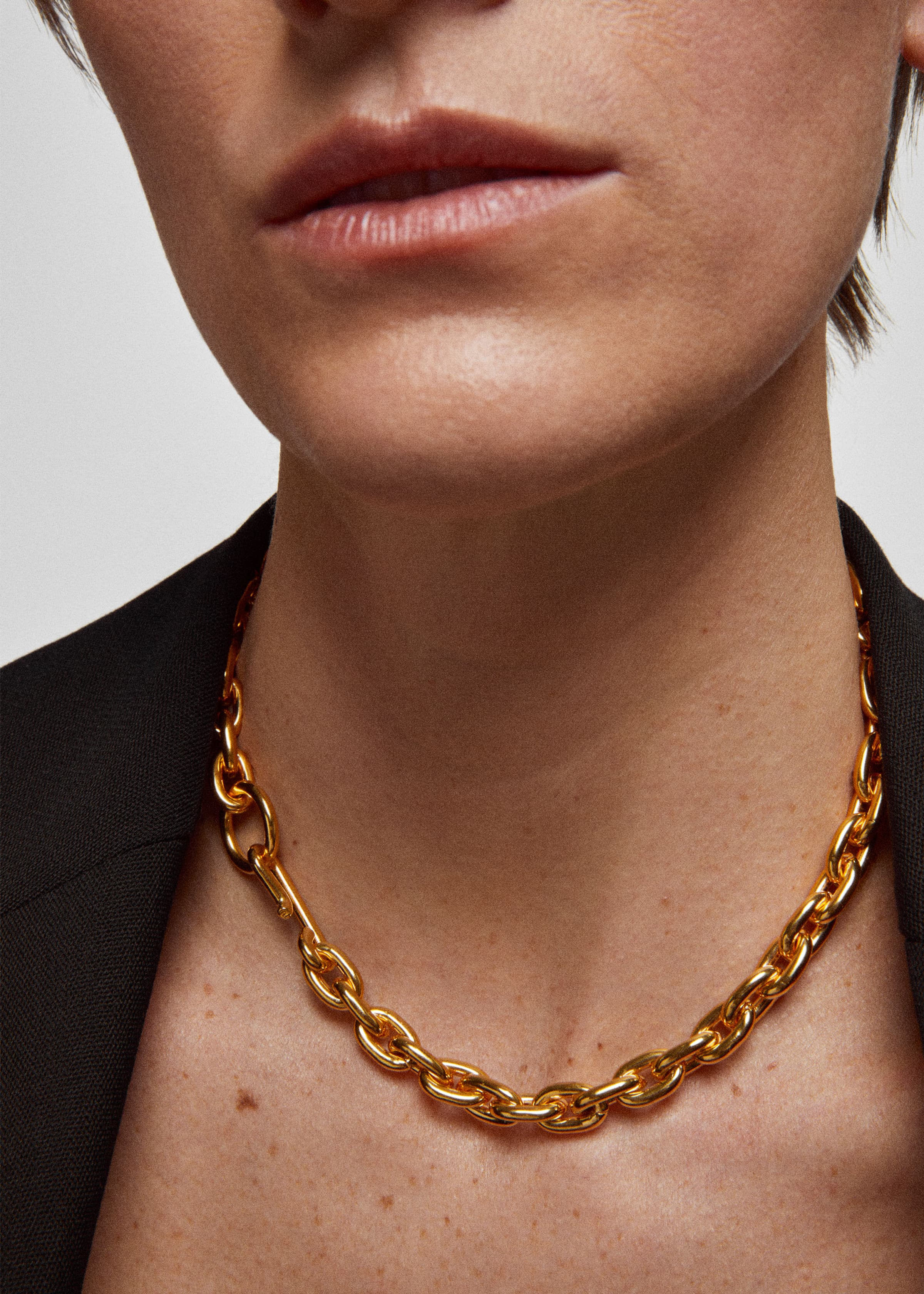 Standard necklace thick