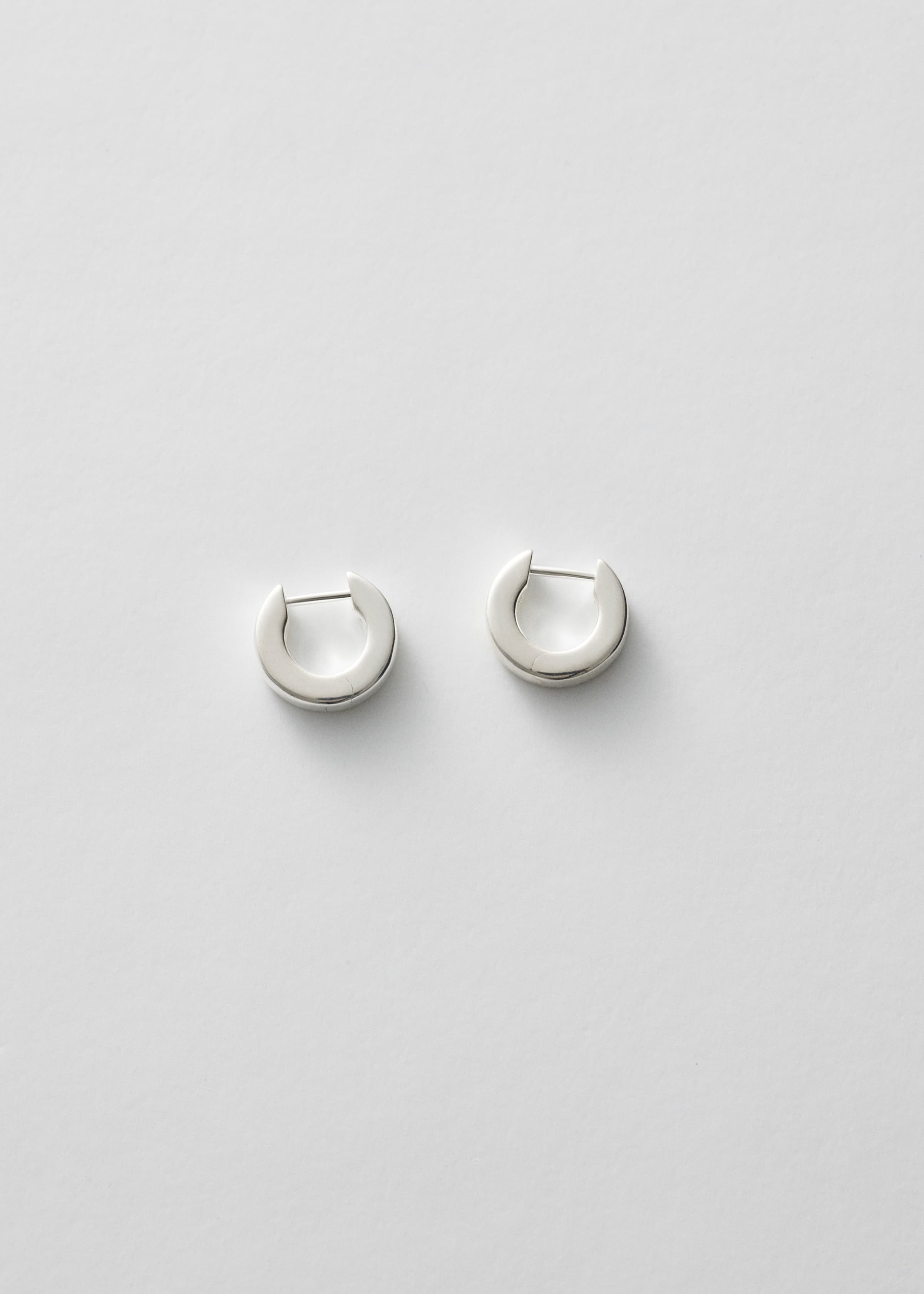 Square earrings extra small