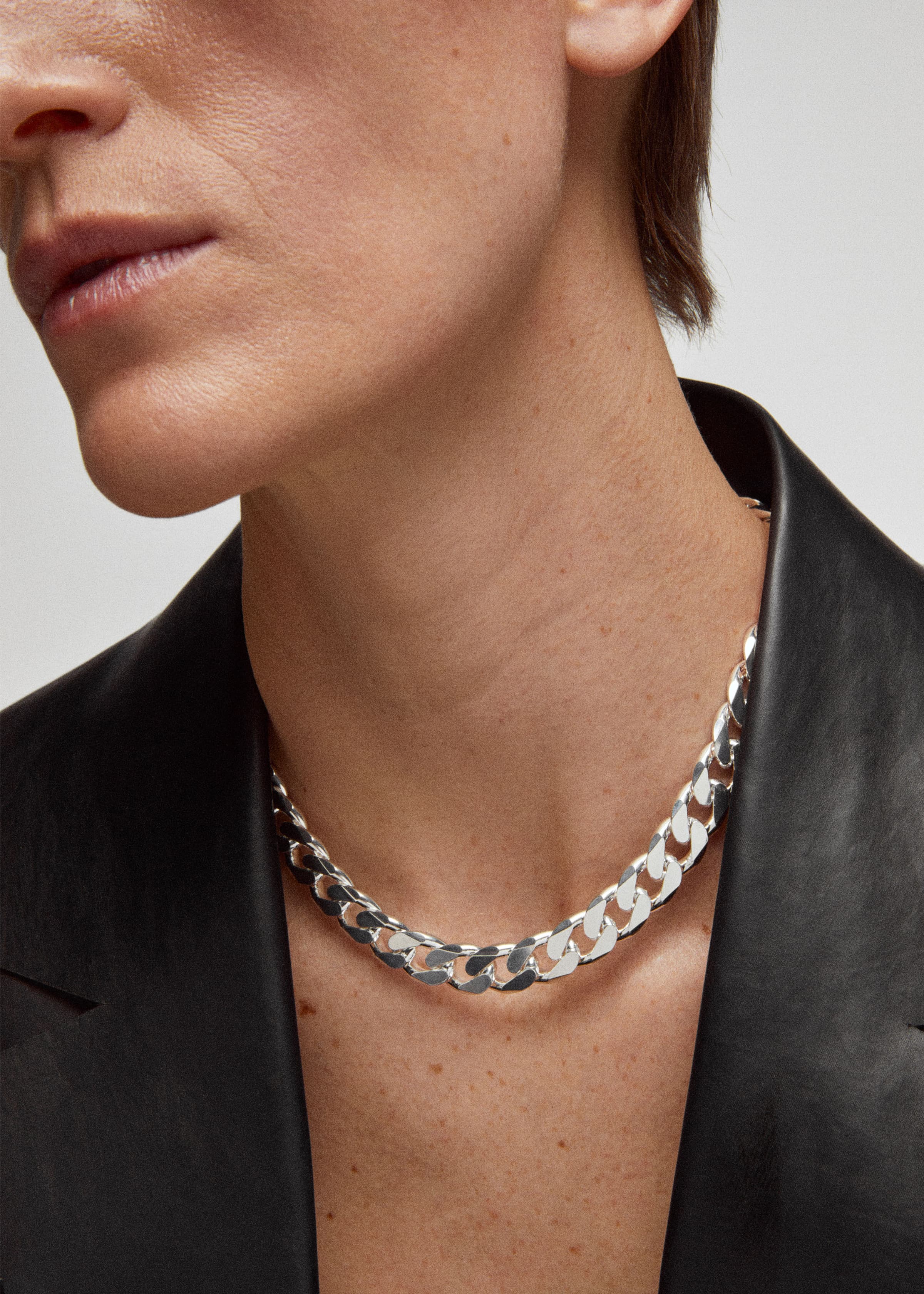 Moto necklace